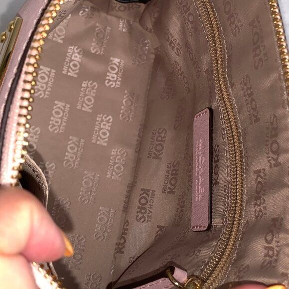 Michael Kors Pink Dome Crossbody / Shoulder Bag Small - Picture 10 of 13